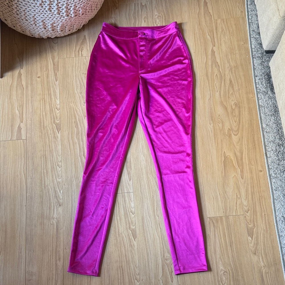 SKIMS Fuschia Pants